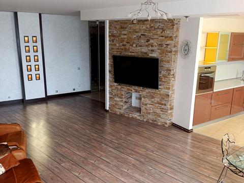 квартира за адресою Миколи Бажана просп., 12