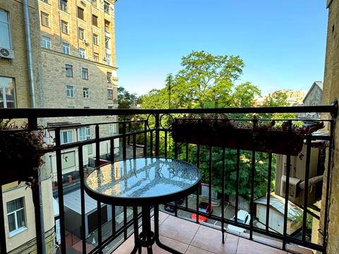 квартира за адресою Заньковецької вул., 6