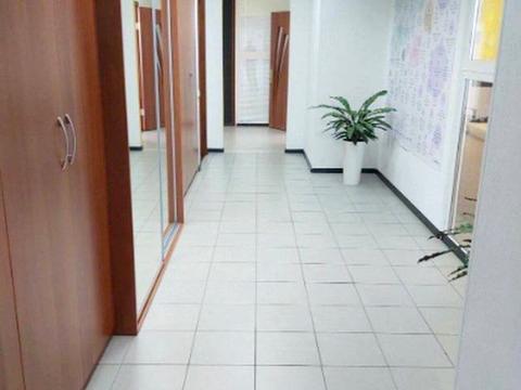 комерційна за адресою Королеви Єлизавети ІІ вул. (Глинки), 2