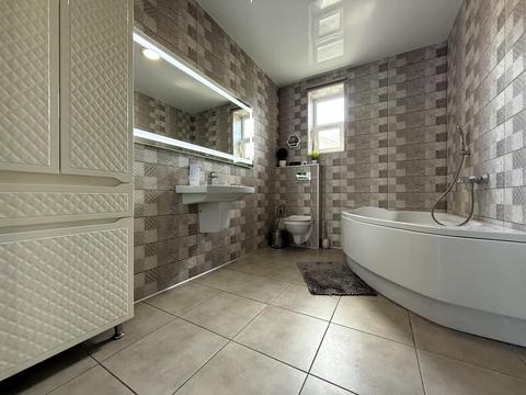 будинок за адресою Підгородне, Червона