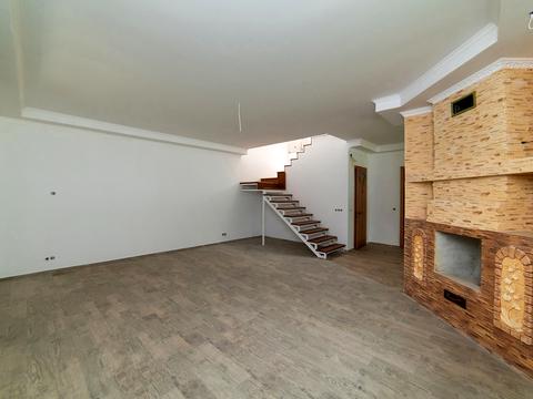 будинок за адресою Польова