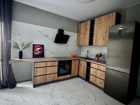 будинок за адресою Українська