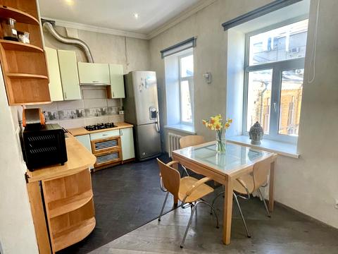 квартира по адресу Нижний Вал ул., 33