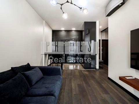 квартира за адресою Джона Маккейна вул. (Івана Кудрі), 7