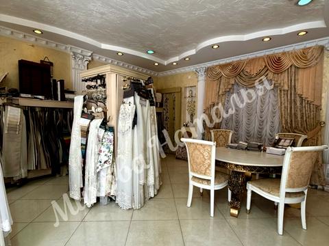 комерційна за адресою Утьосова вул., 16а