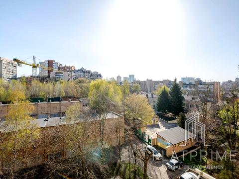 квартира за адресою Олександра Кониського вул., 64-68