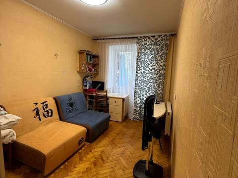 квартира за адресою Захисників України вул., 5