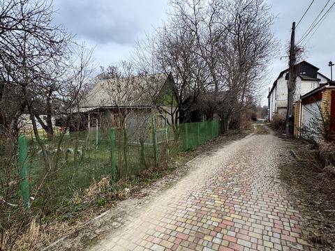 участок по адресу Синеозёрная ул.