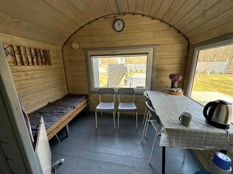 будинок за адресою с. Микитинці, Світла вул.