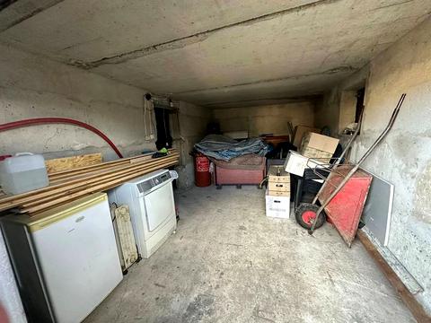 будинок за адресою с. Микитинці, Світла вул.