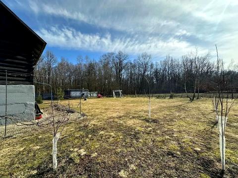 будинок за адресою с. Микитинці, Світла вул.