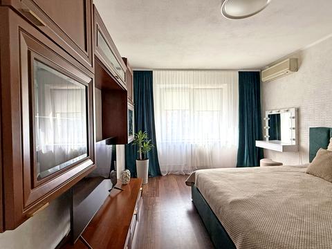 квартира по адресу Драгоманова ул., 20-А