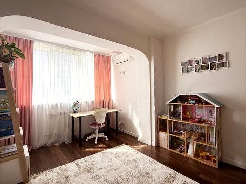 квартира по адресу Драгоманова ул., 20-А