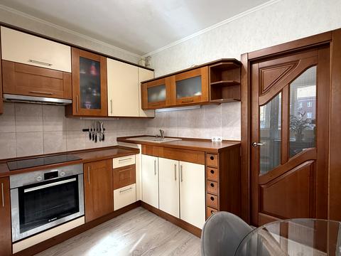 квартира по адресу Драгоманова ул., 20-А