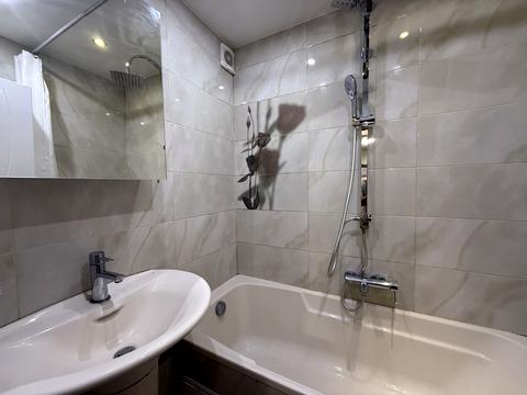 квартира по адресу Драгоманова ул., 20-А