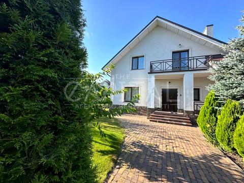 будинок за адресою Космонавтів