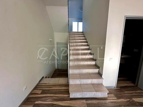 будинок за адресою Космонавтів