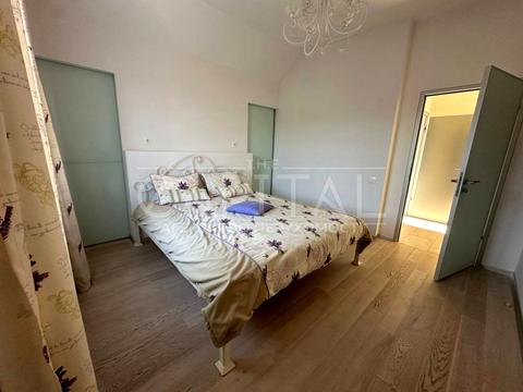 будинок за адресою Космонавтів