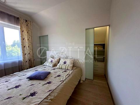 будинок за адресою Космонавтів