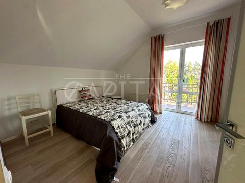 будинок за адресою Космонавтів