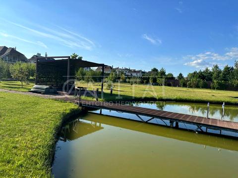 будинок за адресою Космонавтів