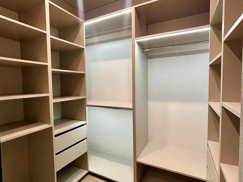 квартира за адресою Сімейна вул., 6