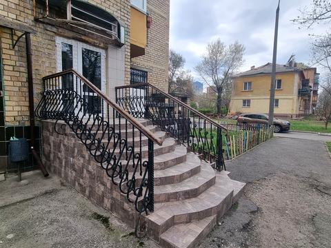 коммерческая по адресу Новодарницкая ул., 6