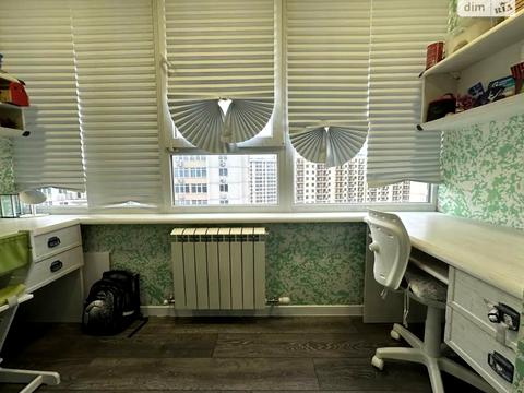 квартира за адресою Полковника Гуляєва просп. (Маршала Жукова), 111