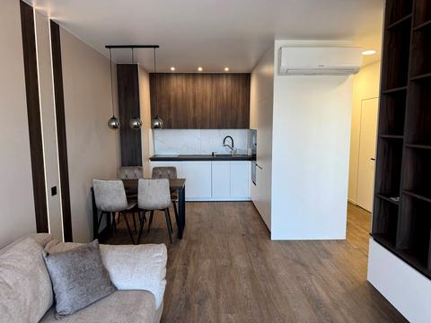 квартира за адресою Запорізьке шосе, (Будинок)