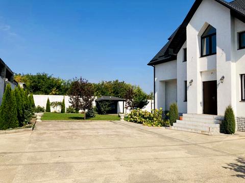 будинок за адресою Карнавальна вул., 59