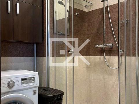 квартира по адресу Героев Полка "Азов ул. (Малиновского маршала), 8