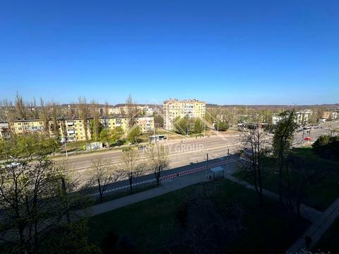 квартира за адресою 200-річчя Кривого Рогу просп., 1