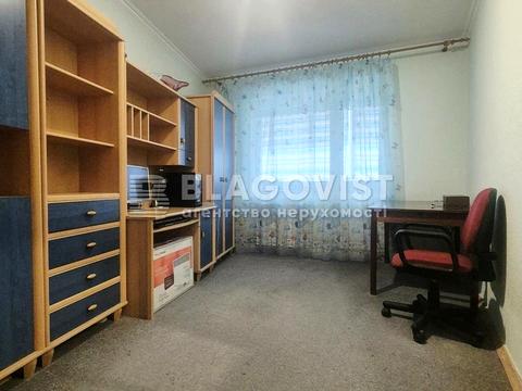 квартира по адресу Николая Закревского ул., 13