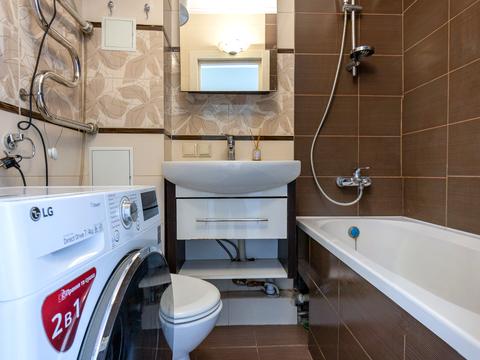 квартира по адресу Героев Полка "Азов ул. (Малиновского маршала), 3-А