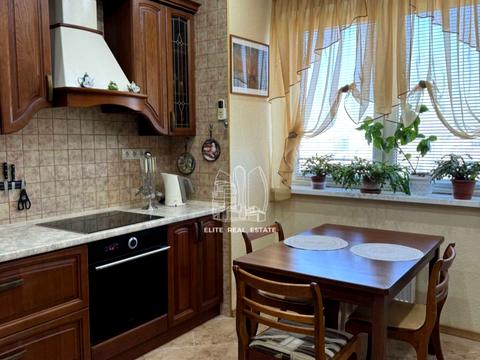 квартира по адресу Александра Мишуги ул., 12