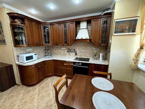 квартира по адресу Александра Мишуги ул., 12