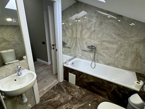 квартира за адресою Пантелеймона Куліша вул., 11