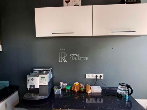 комерційна за адресою Євгена Сверстюка вул. (Марини Раскової), 11