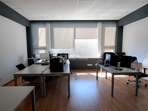 комерційна за адресою Євгена Сверстюка вул. (Марини Раскової), 11