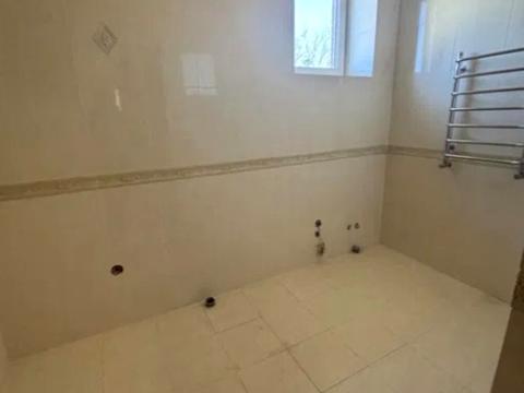 будинок за адресою Горіхова вул.