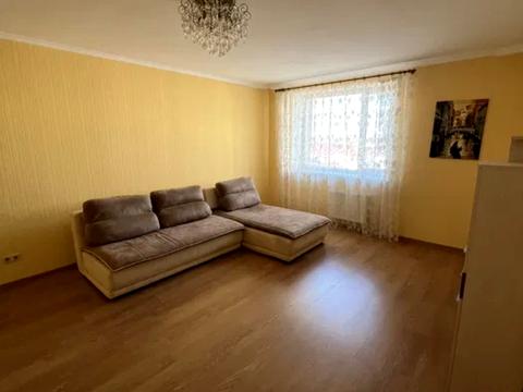 квартира по адресу Юності ул., 3