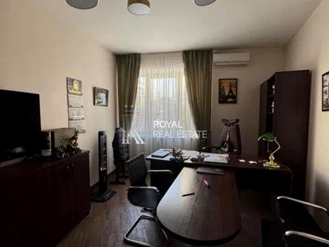 комерційна за адресою Басейна вул., 10