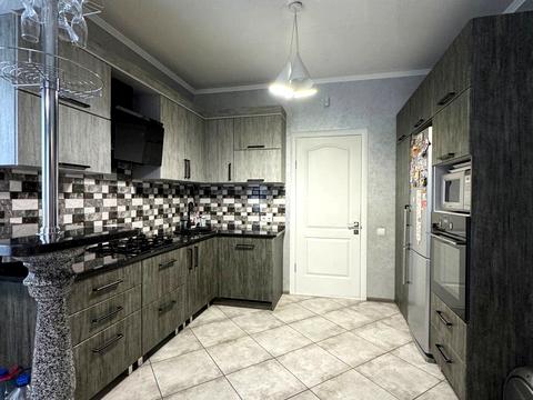 будинок за адресою Вартових Неба