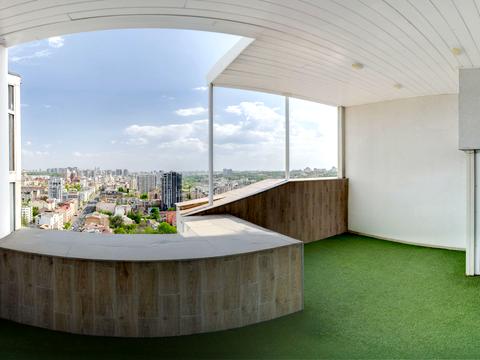 комерційна за адресою Саксаганського вул., 121