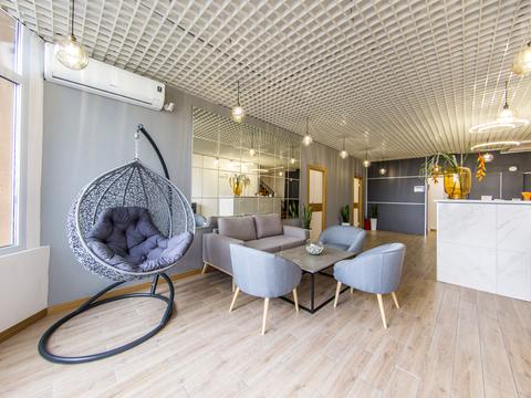 комерційна за адресою Саксаганського вул., 121