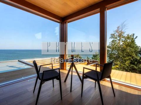 дом по адресу Левадна, 1