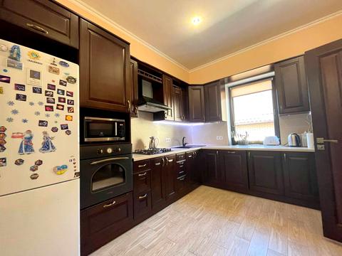 будинок за адресою Тополина вул.