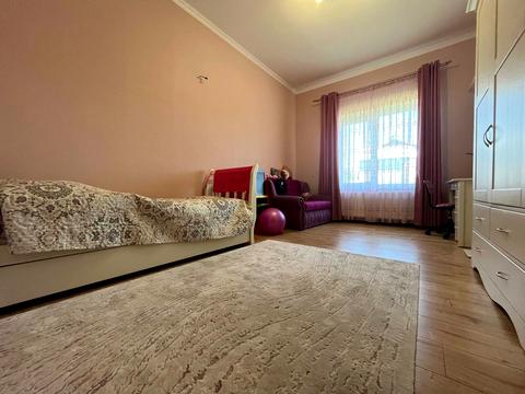 будинок за адресою Тополина вул.