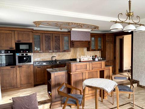 будинок за адресою с. Зимна Вода, Князя Святослава