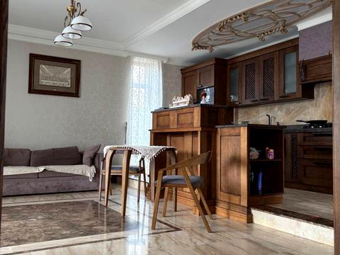 будинок за адресою с. Зимна Вода, Князя Святослава